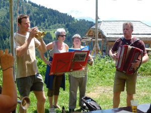 L'emmontagnée en musique ! - JPEG - 2.6 Mo - 4320×3240 px